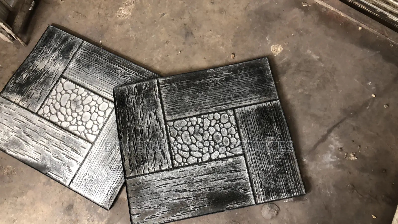 Black Wooden Frame Stamping Mart