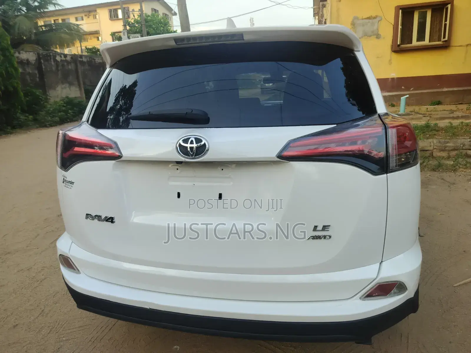 Toyota RAV4 2018 White