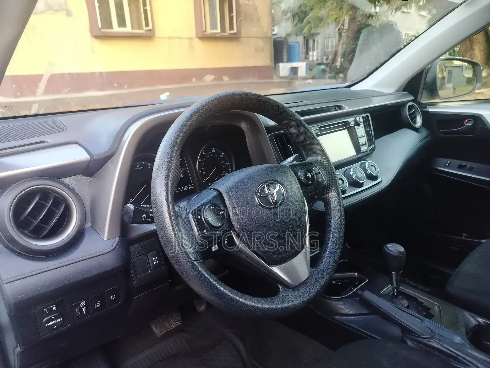 Toyota RAV4 2018 White