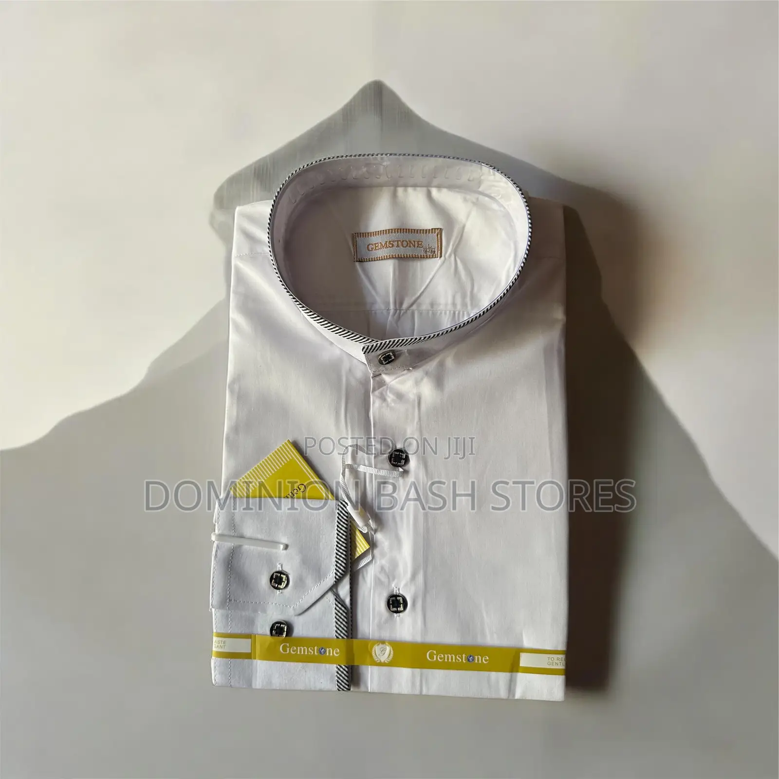 High Quality White Roundneck Shirt