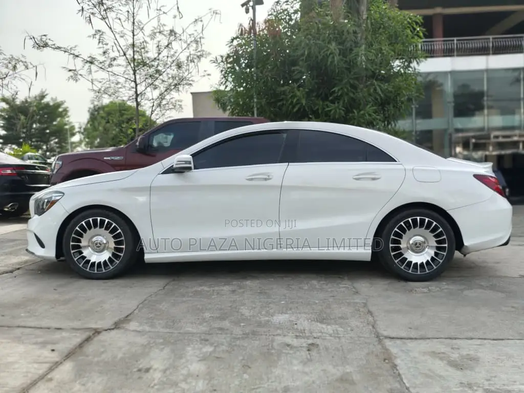 Mercedes-Benz CLA-Class CLA 250 4MATIC Sedan 2019 White