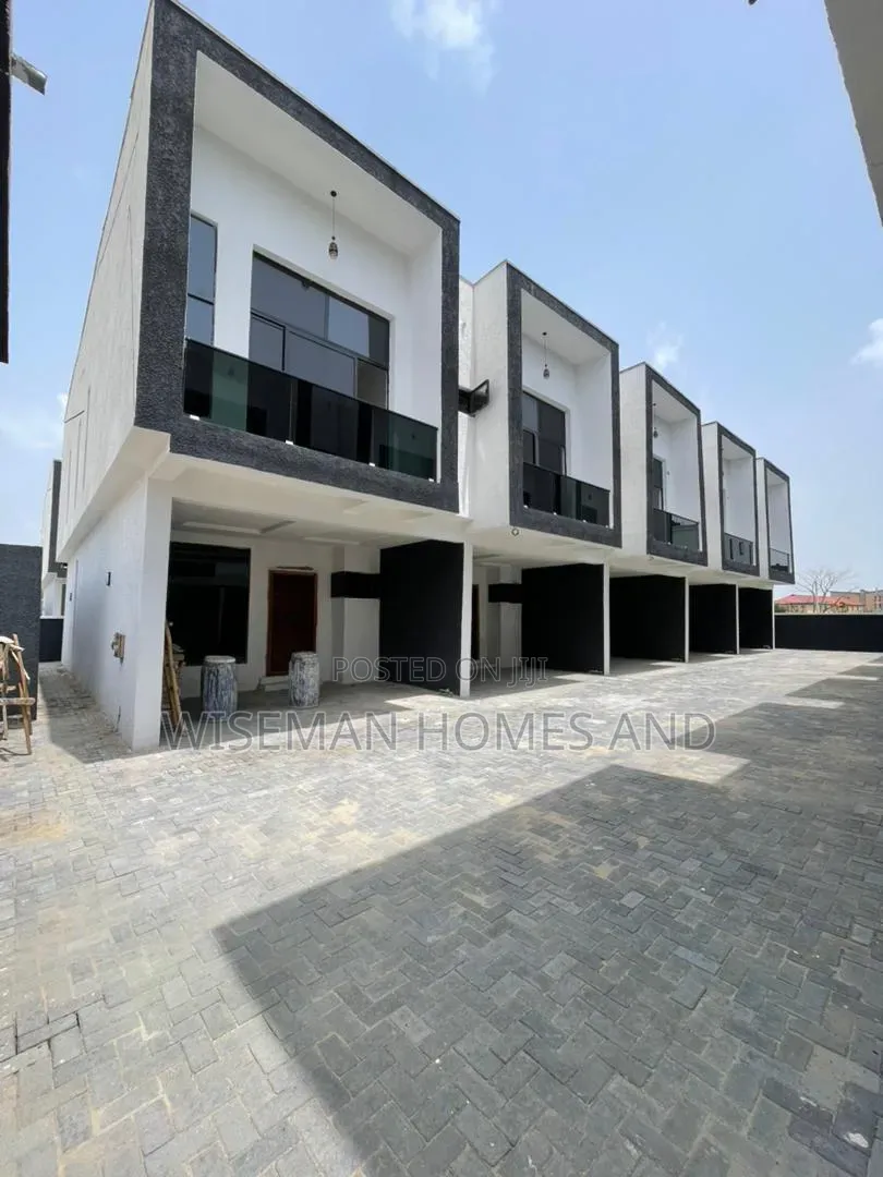 4bdrm Duplex in Ikota Lekki Eti-Osa for rent
