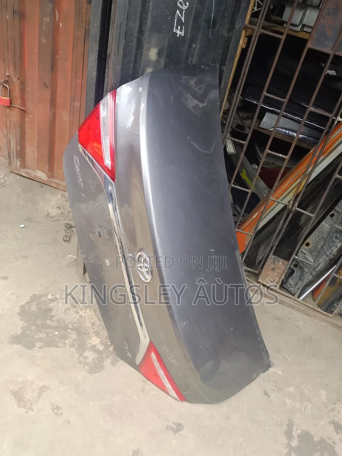 Boot Camry 2015 Model