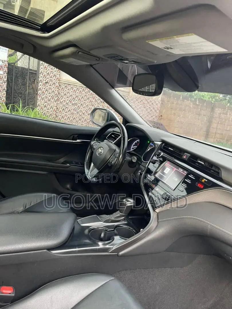 Toyota Camry 2021 White