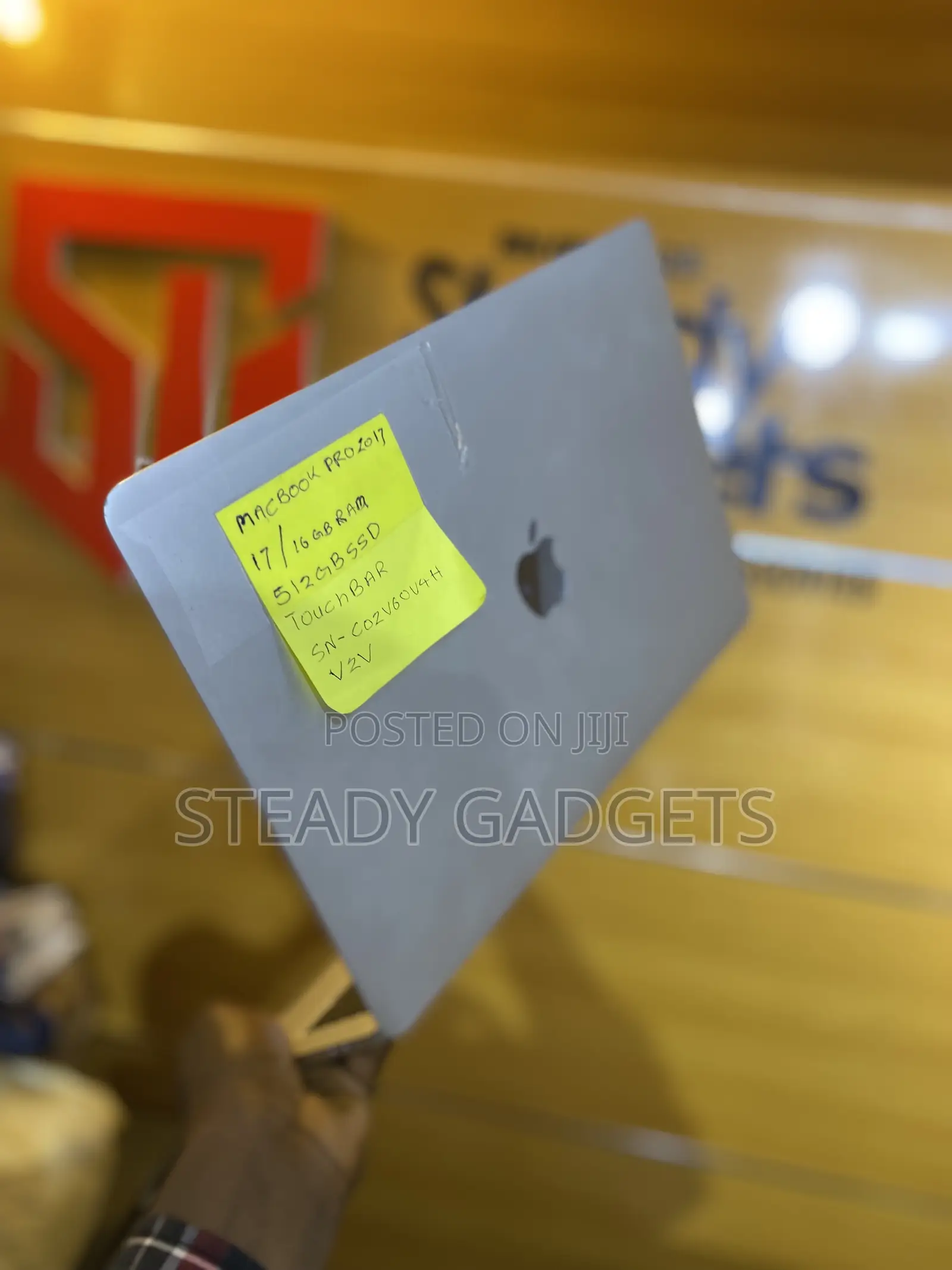 Laptop Apple MacBook Pro 2017 16GB Intel Core i7 SSD 512GB