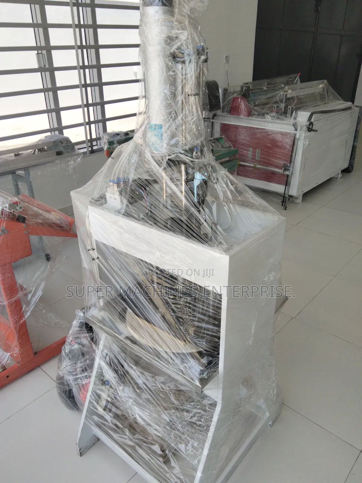 Pneumatic Nylon Punching Bag Machine Pneumatic Nylon Bag Puncher
