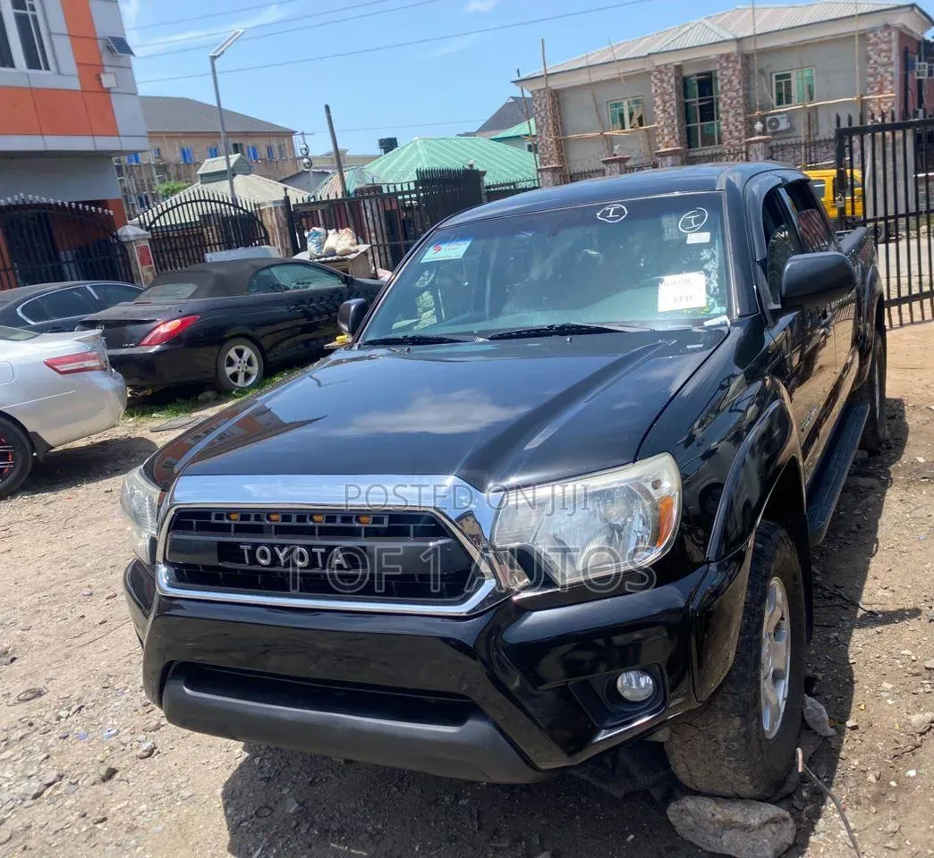 Toyota Tacoma TRD PRO V6 4dr Access Cab 4WD 6.1 ft. SB (4.0L 6cyl 6M)
