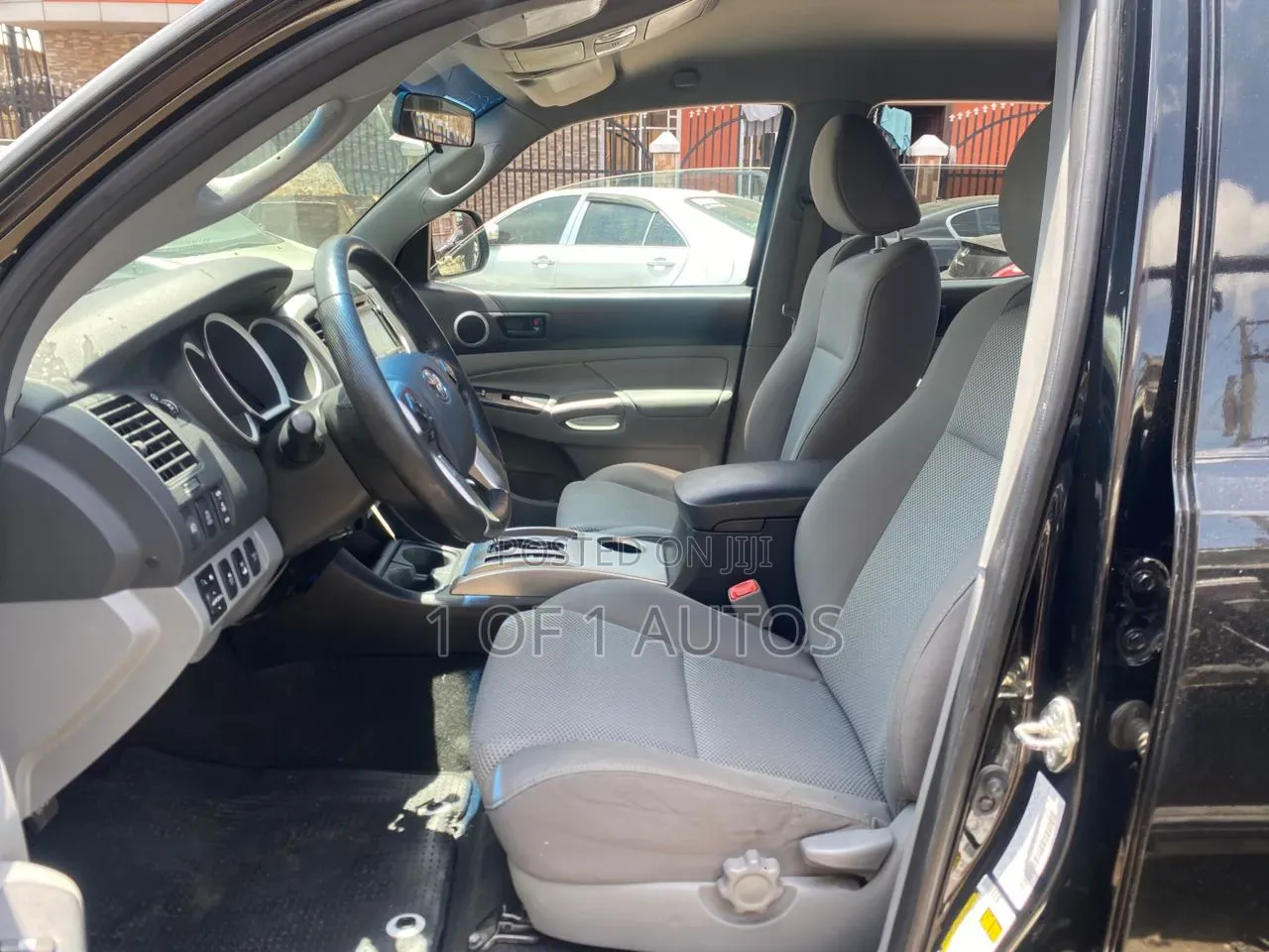 Toyota Tacoma TRD PRO V6 4dr Access Cab 4WD 6.1 ft. SB (4.0L 6cyl 6M)