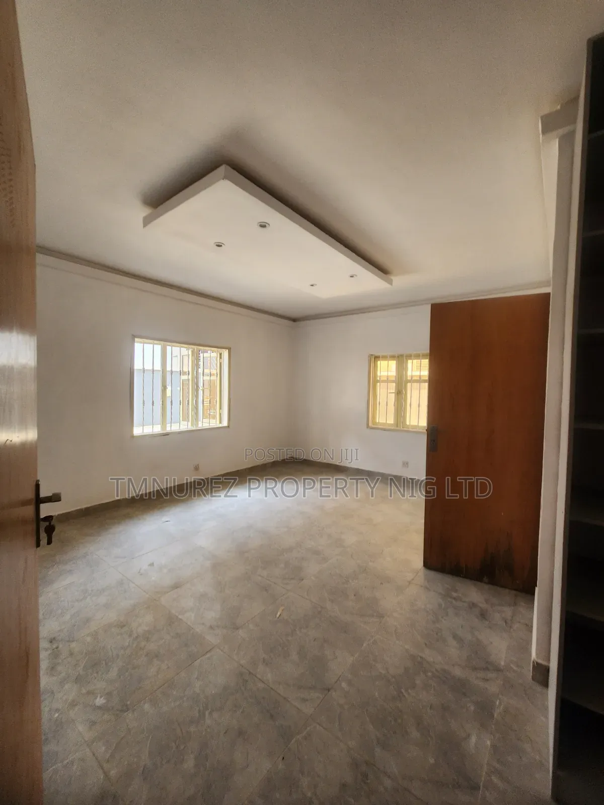 3bdrm Apartment in Chevron for rent