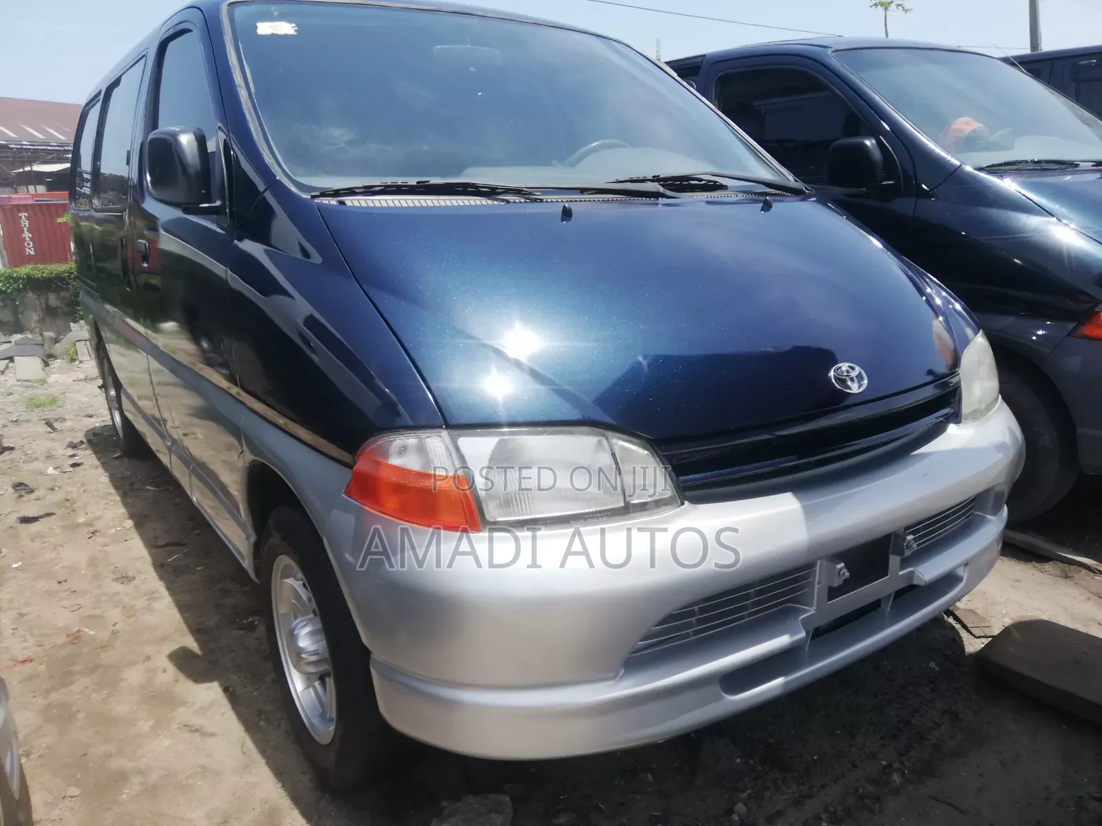 Toyota HiAce 2007 Blue
