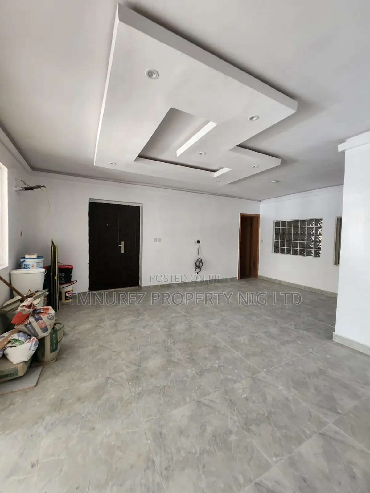 3bdrm Apartment in Chevron for rent