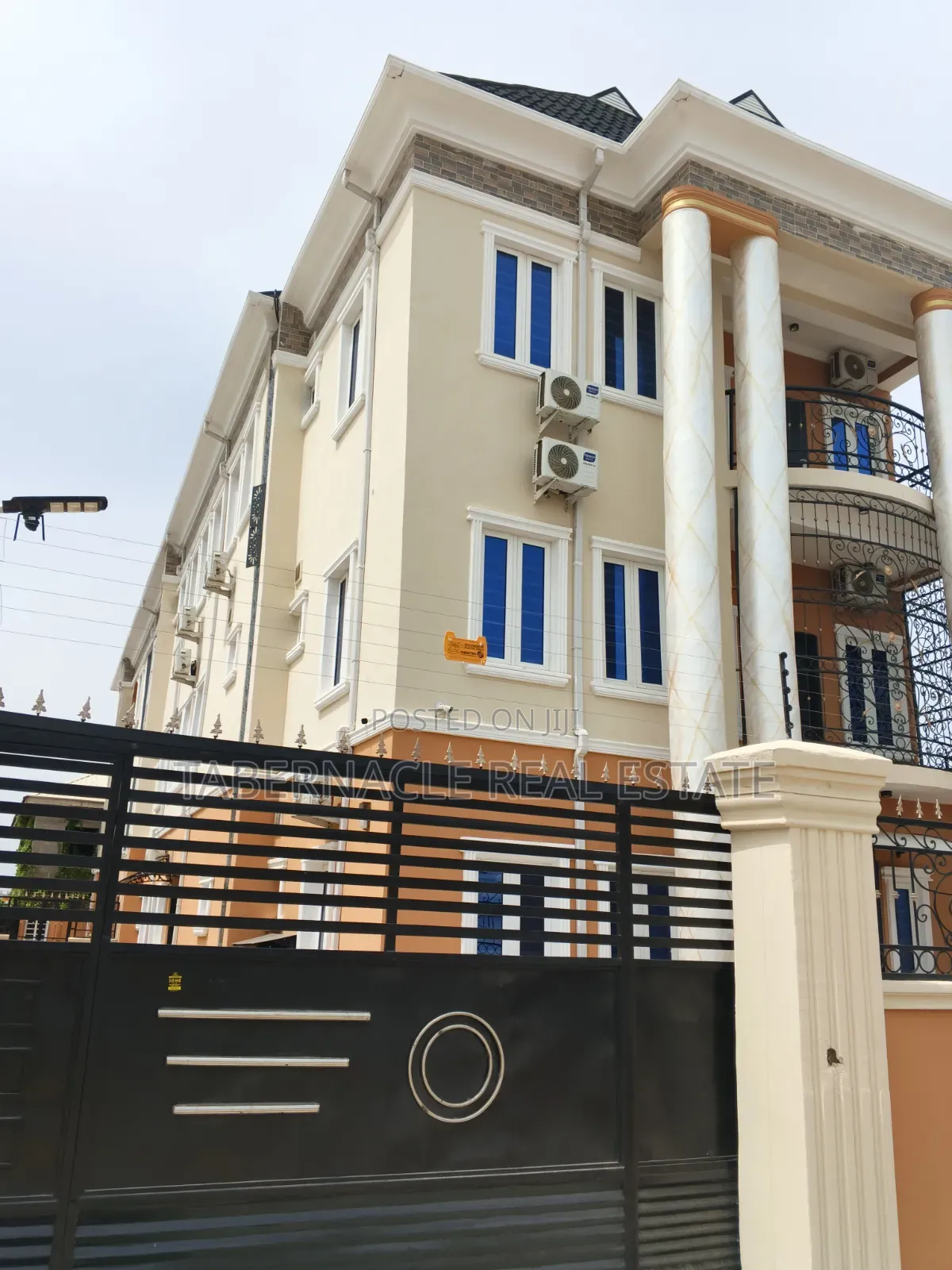 2bdrm Block of Flats in Valley View Estate, Ebute for rent