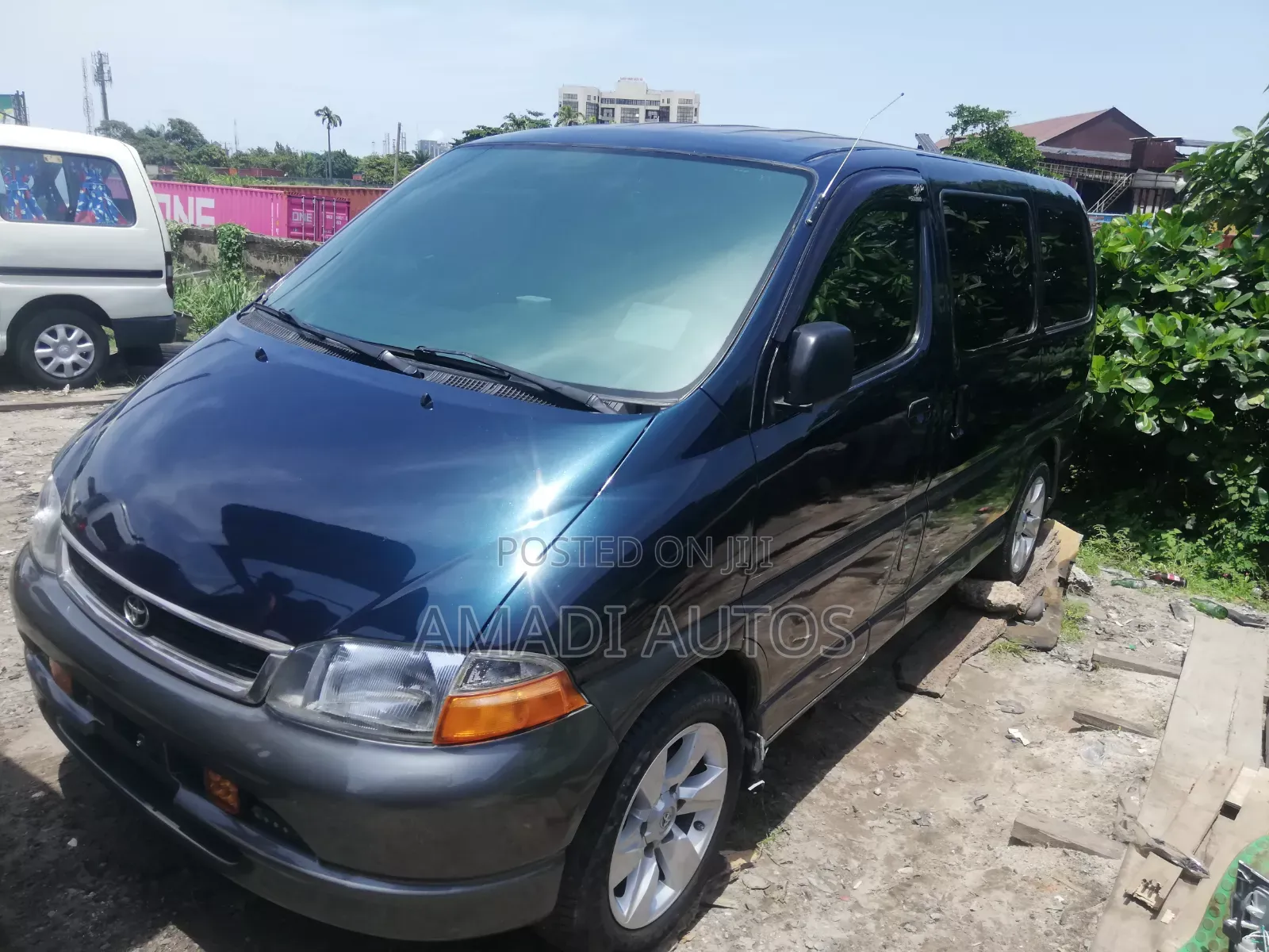 Toyota HiAce 2008 Blue