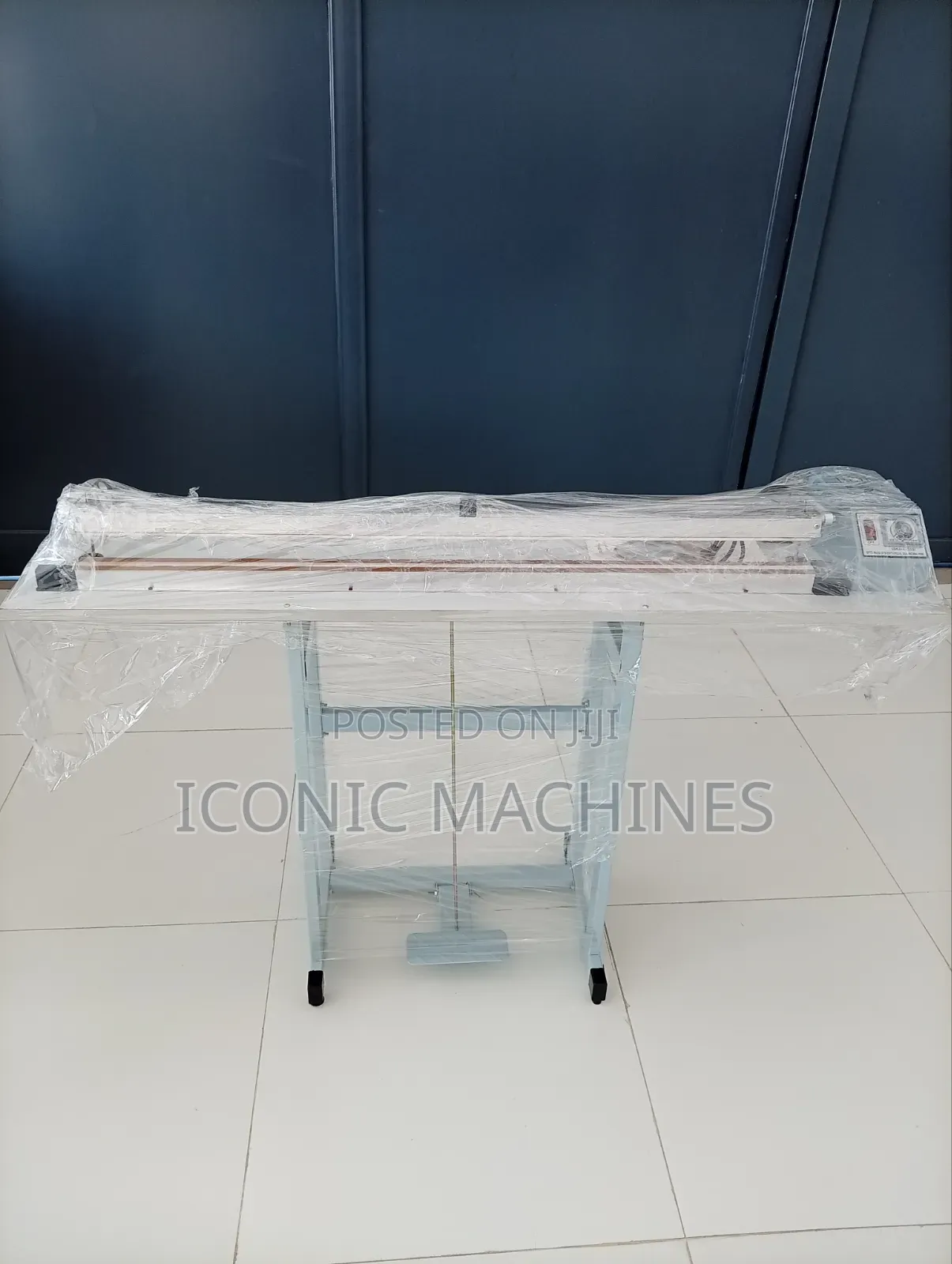 Pedal Sealing Machine