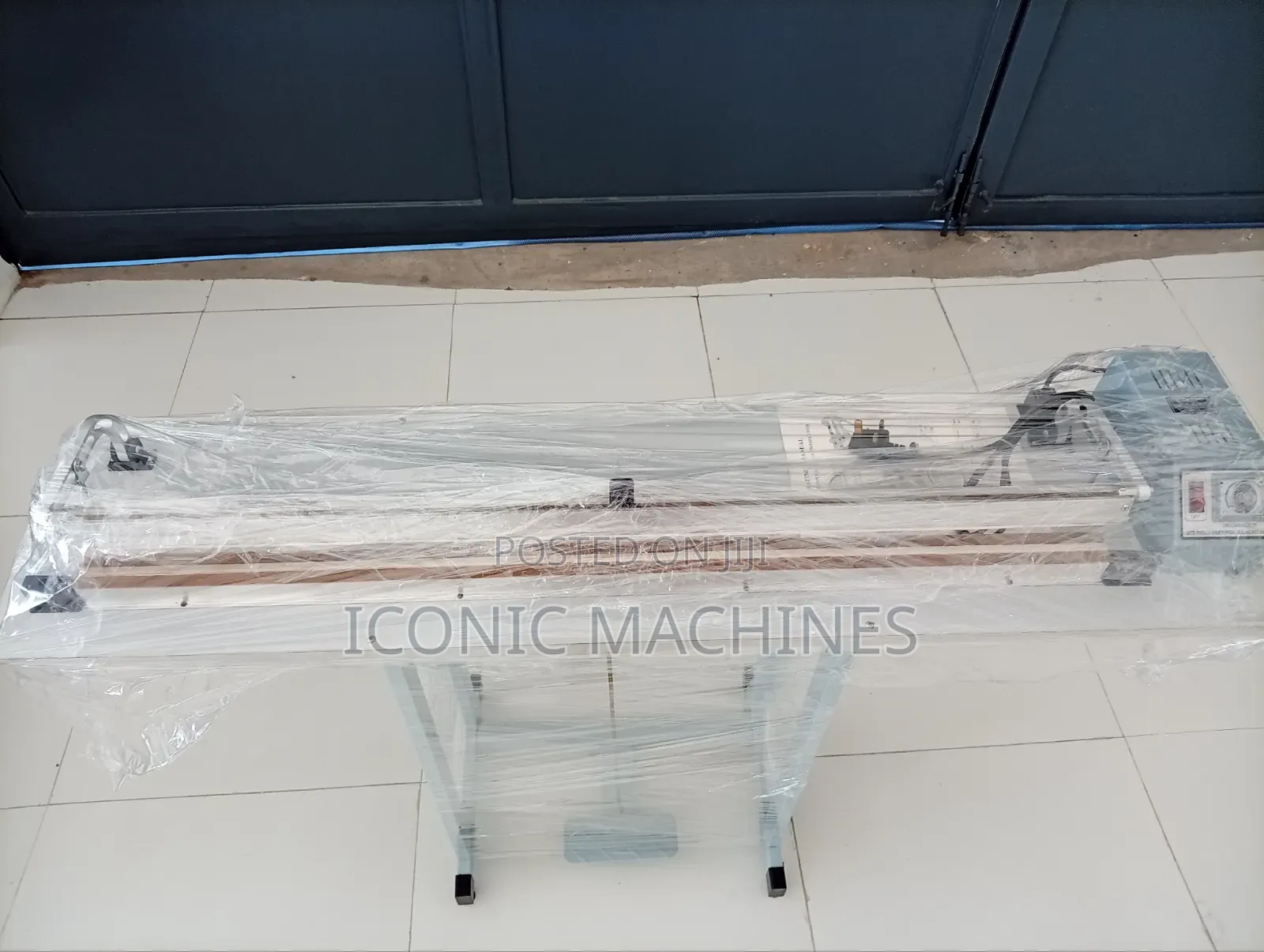 Pedal Sealing Machine
