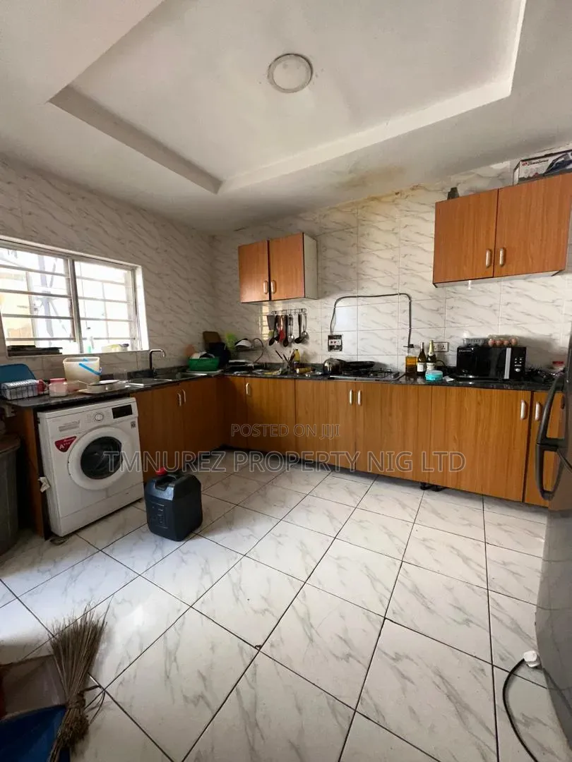 2bdrm Apartment in Chevron for rent