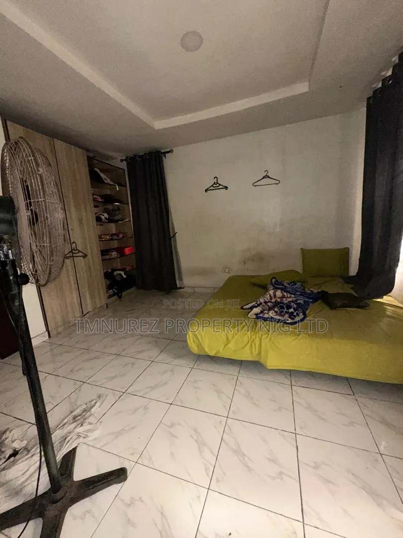 2bdrm Apartment in Chevron for rent