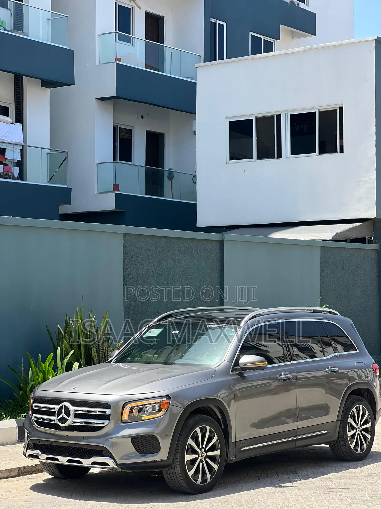 Mercedes-Benz GLB-Class GLB 250 4MATIC 2022 Gray