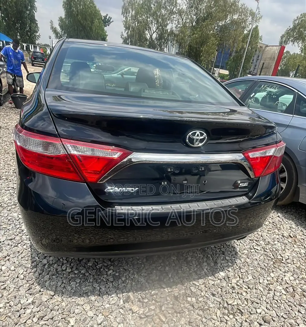 Toyota Camry SE 4dr Sedan (2.5L 4cyl 6A) 2015 Black