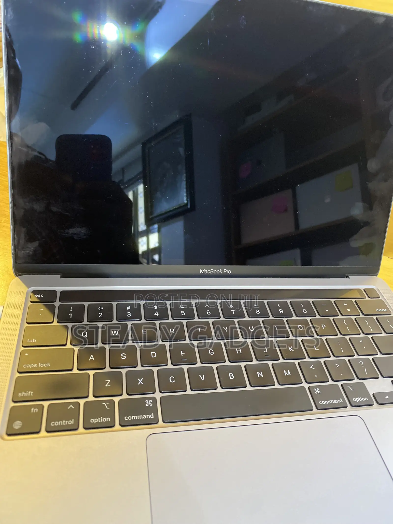 Laptop Apple MacBook Pro 2020 16GB Apple M1 SSD 512GB
