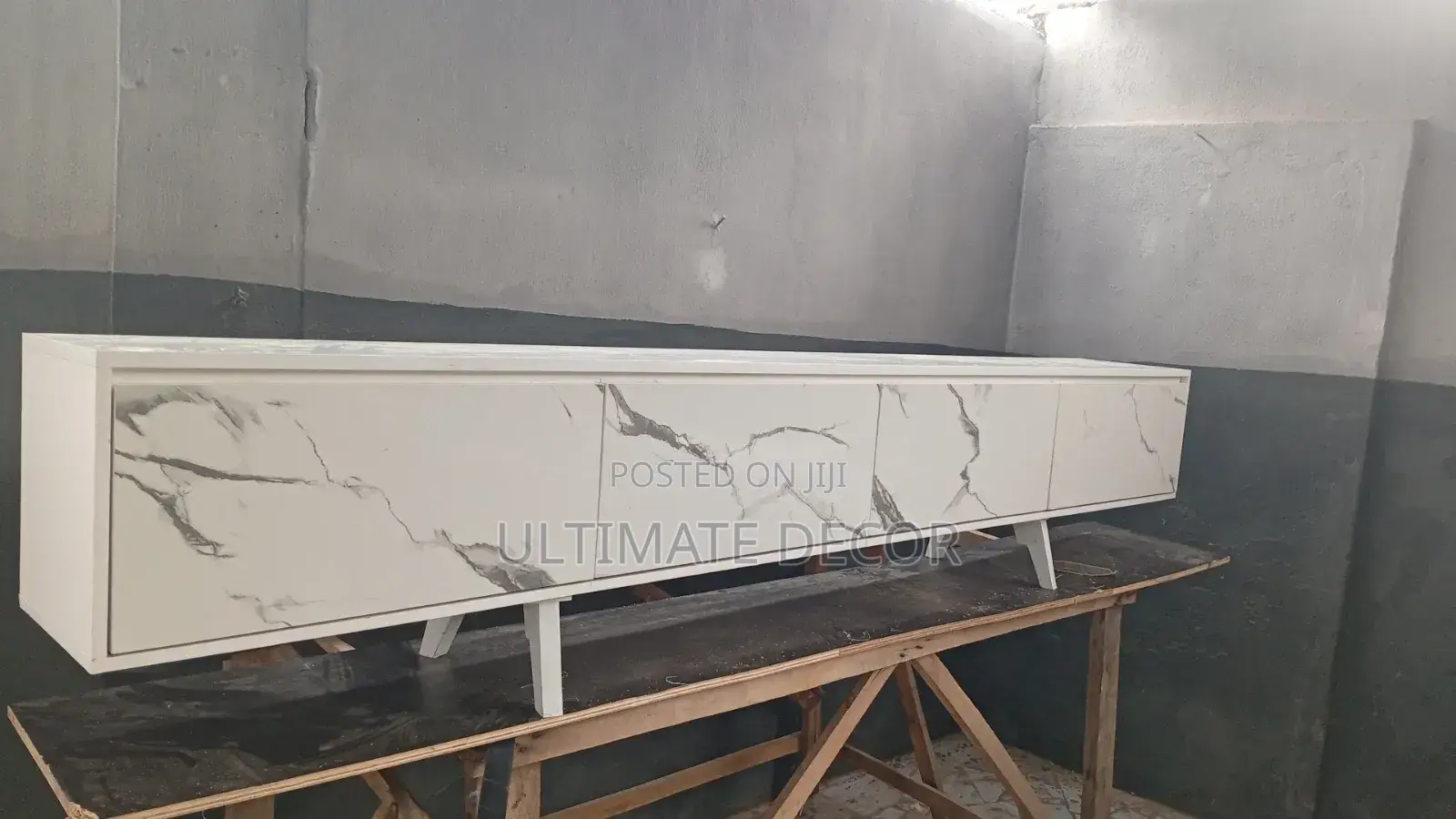 6ft TV Console