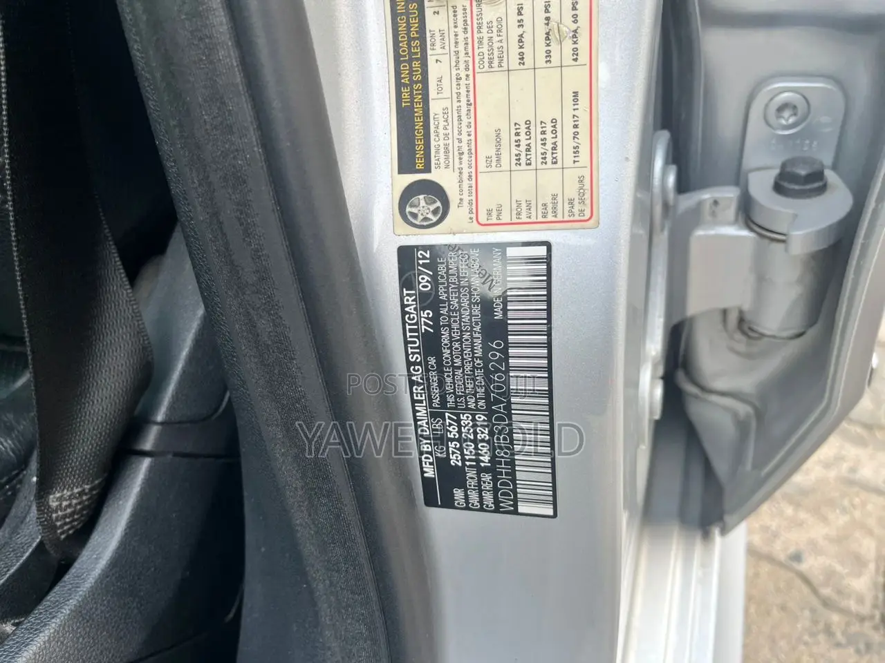 Mercedes-Benz E350 Base 4Matic Wagon AWD (3.5L 6cyl 7A) 2013 Gray