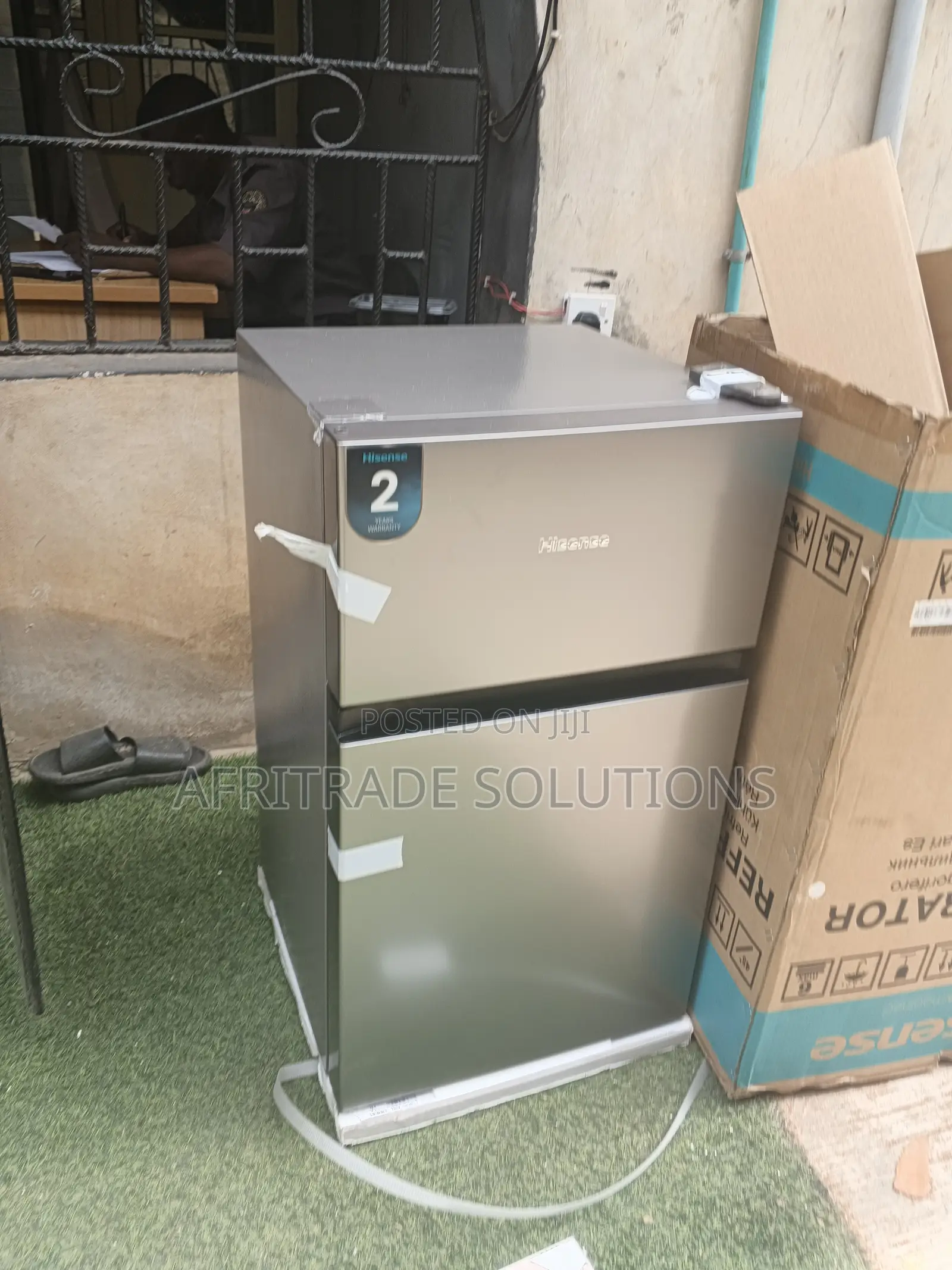 Hisense 85l Refrigerator Ref120dr – Convenient Cooling
