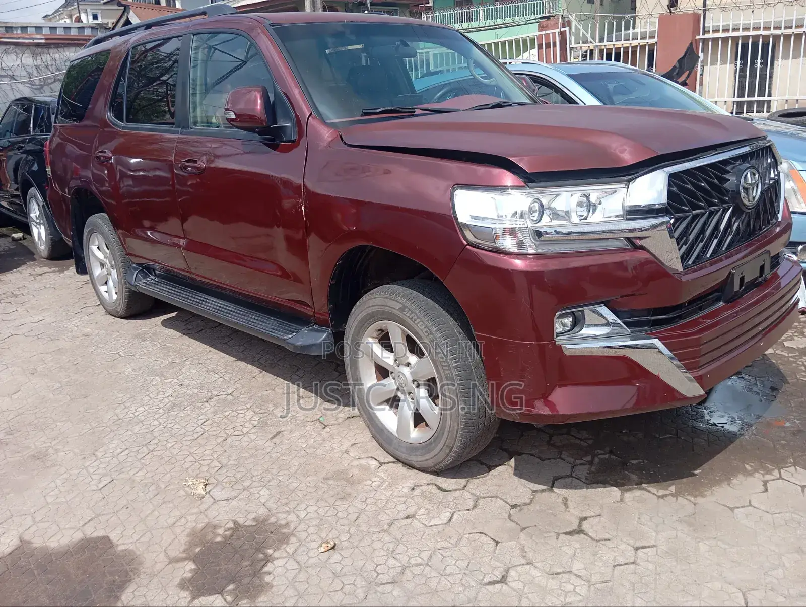 Toyota Land Cruiser 2020 Burgundy