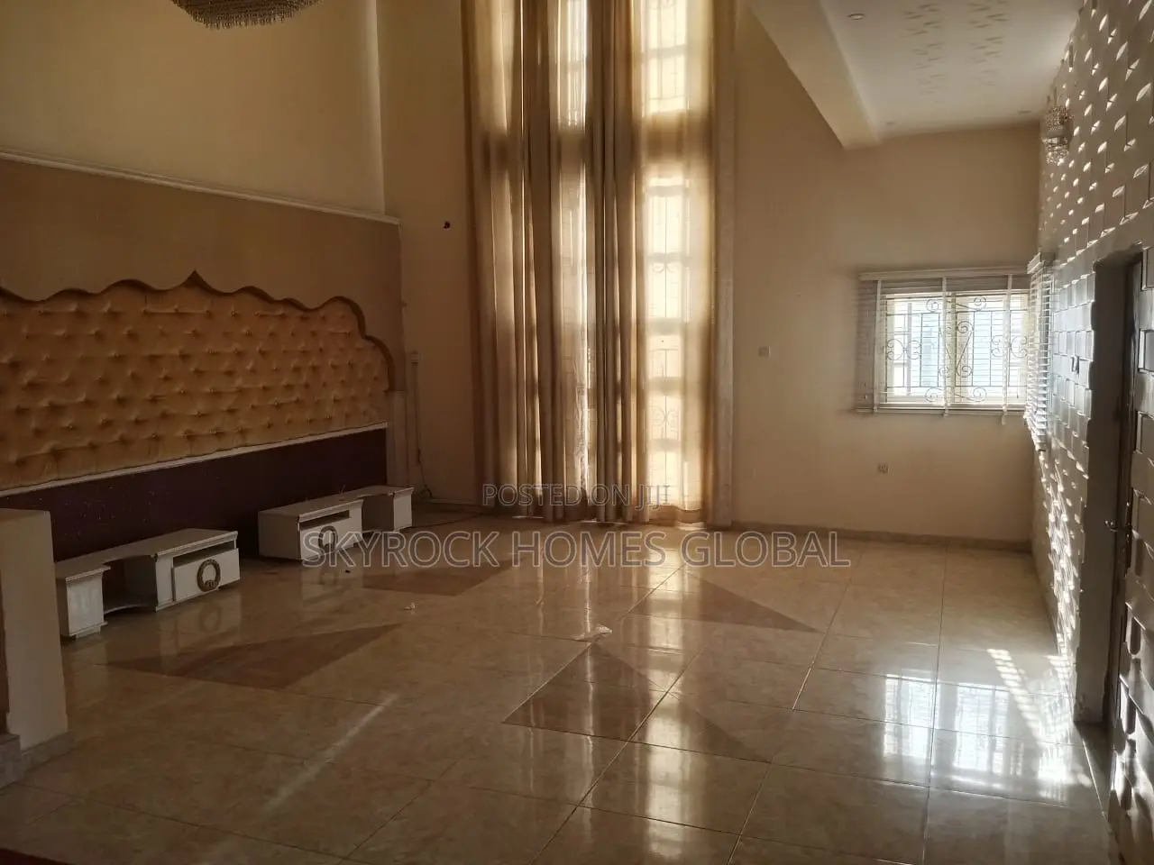 4bdrm Duplex in Osapa london for rent