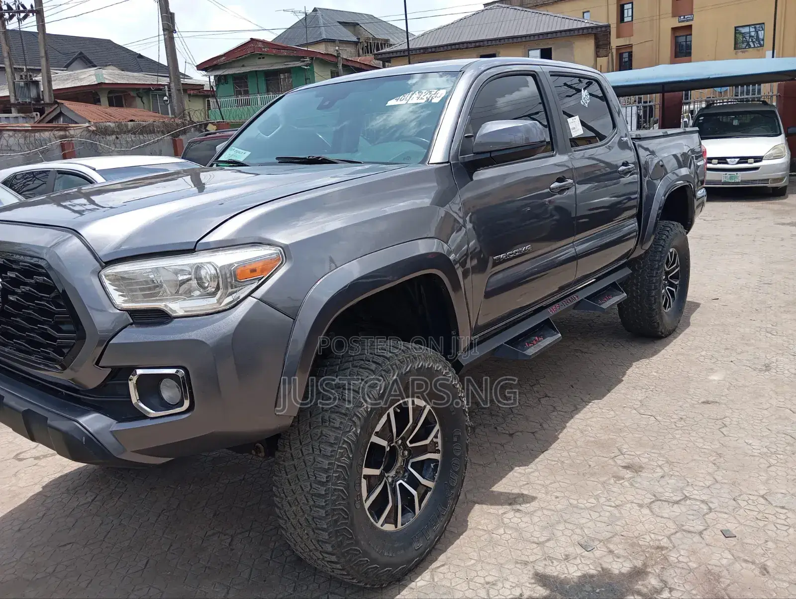 Toyota Tacoma 2018 Black
