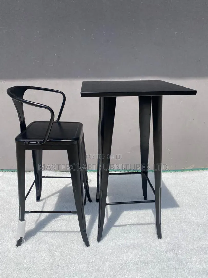 Quality Table 
Stool 