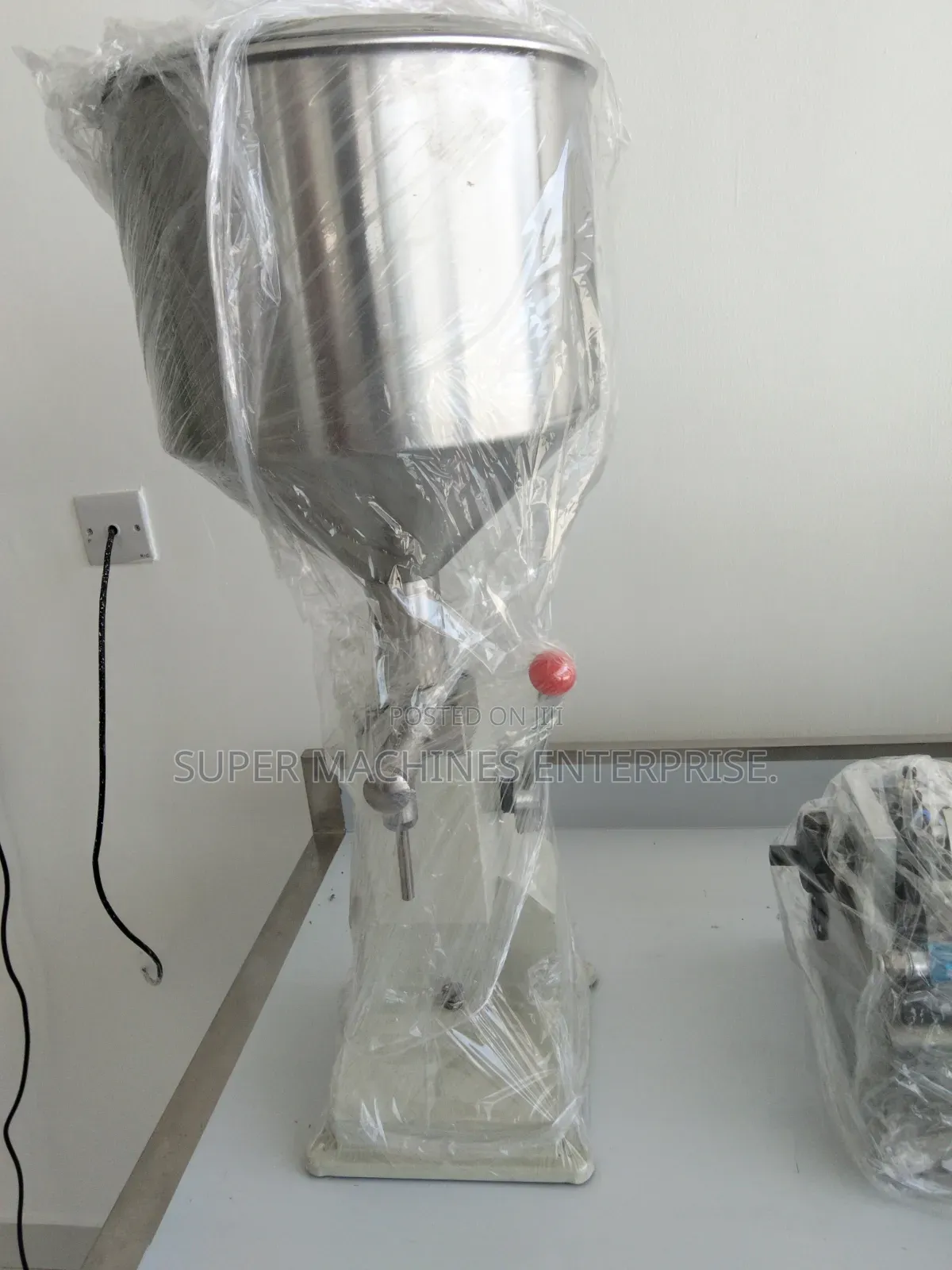Manual Filling Lotion Machine