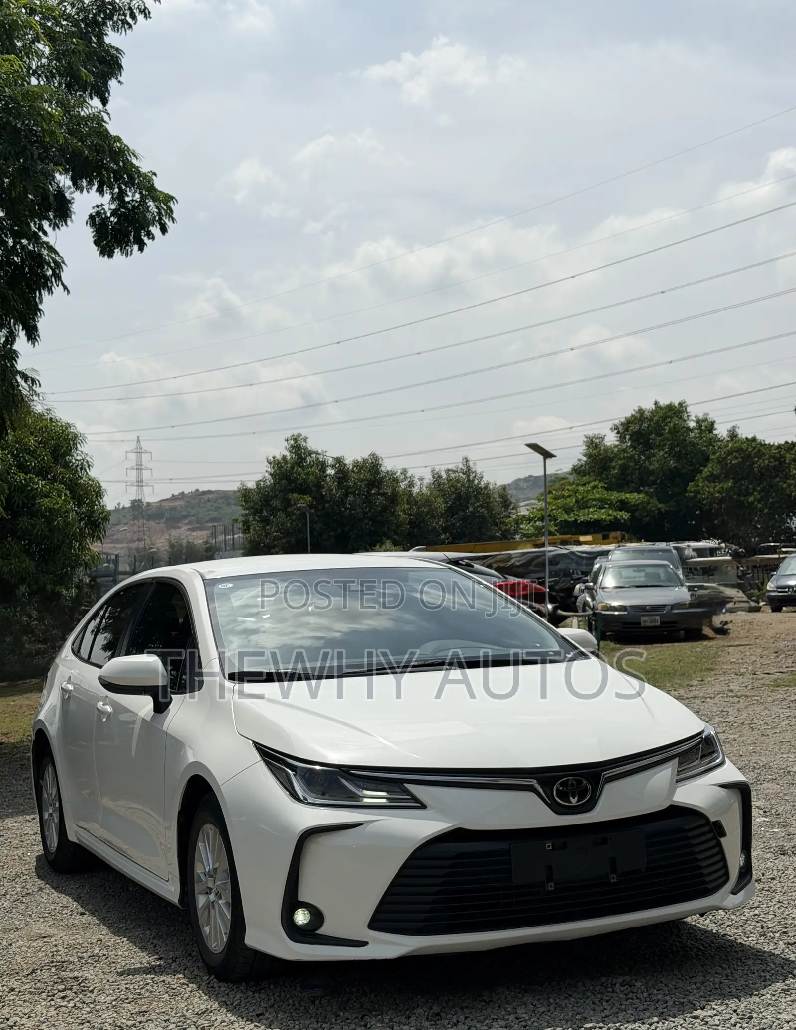 Toyota Corolla LE 2023 White