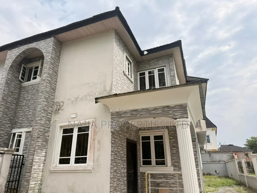 4bdrm Duplex in Diamond Estate, Sangotedo for rent