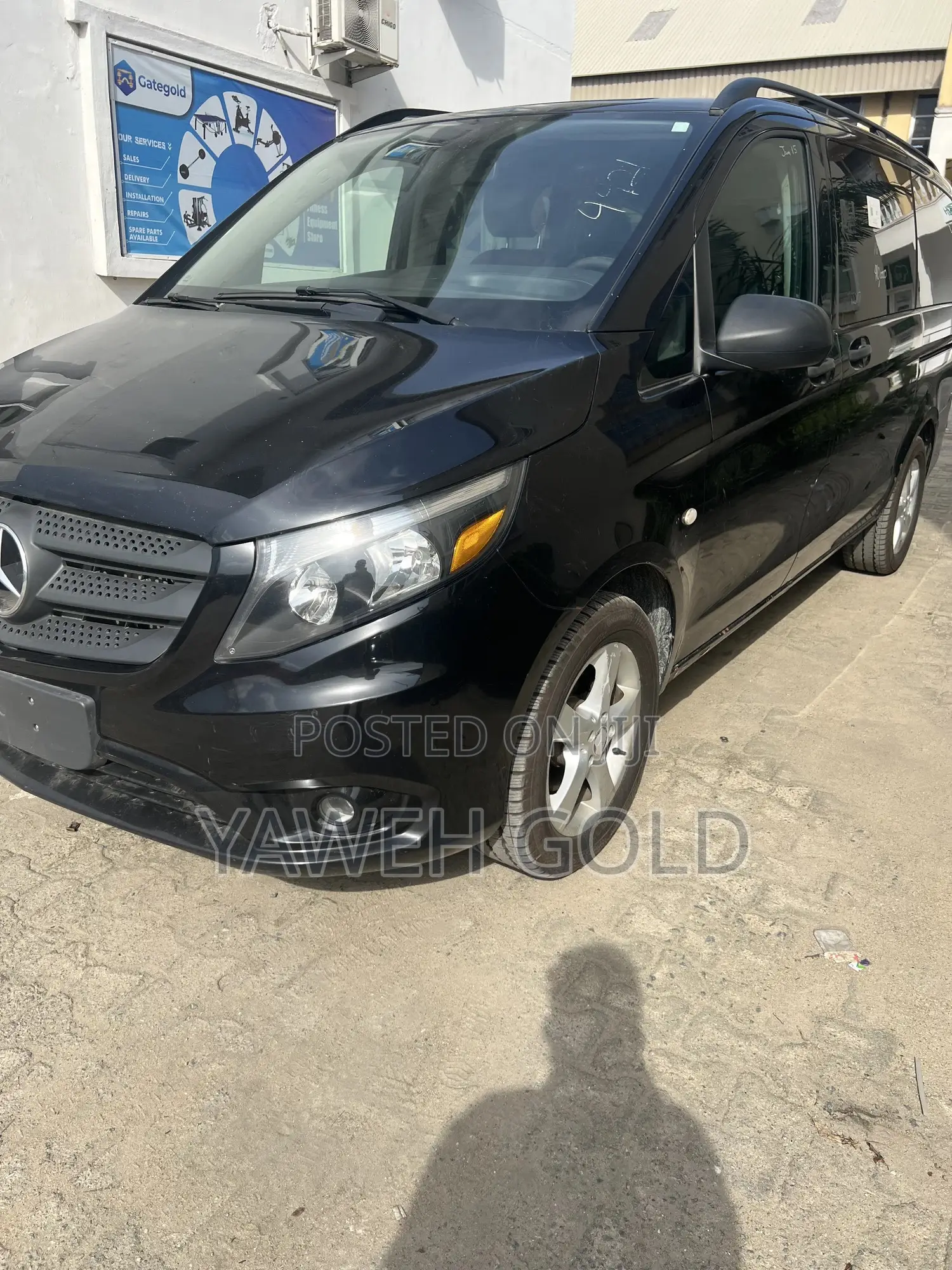 Mercedes-Benz Tourismo 2016 Black