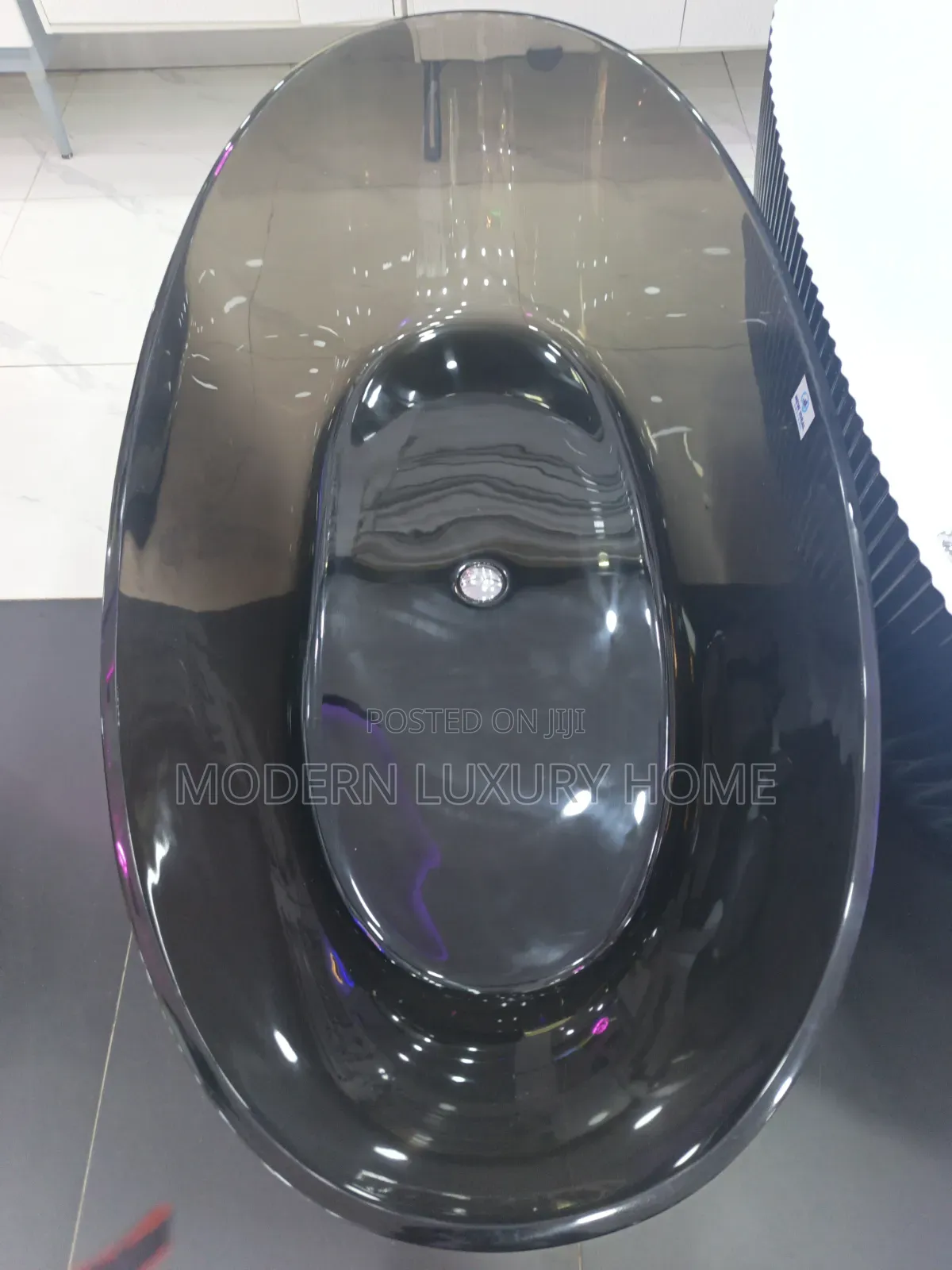 Transparent Single Bathtub 