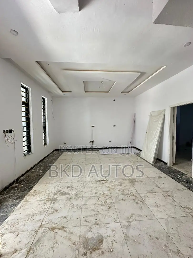 4bdrm Duplex in VGC / Ajah for sale