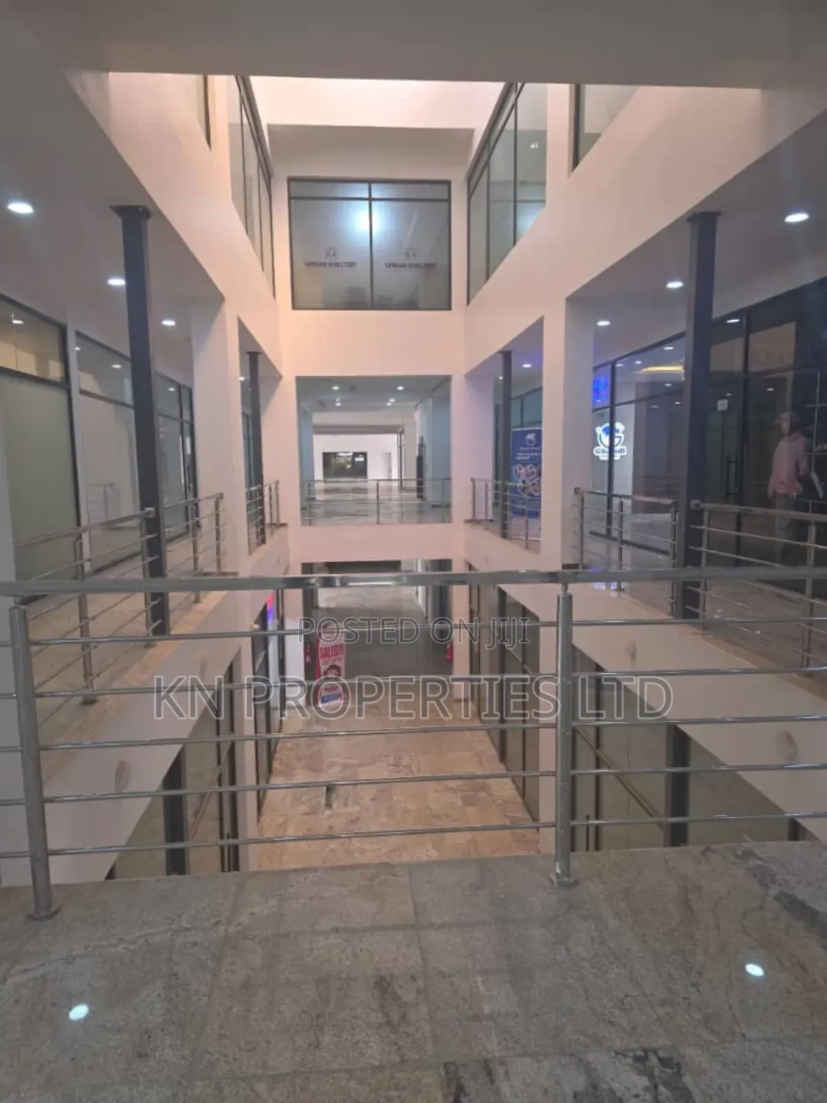 Shop/Office Space for Rent 96sqm