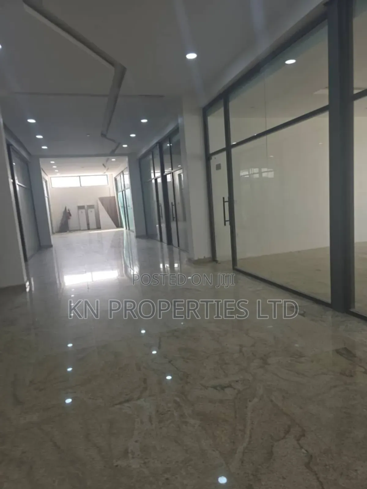 Shop/Office Space for Rent 96sqm