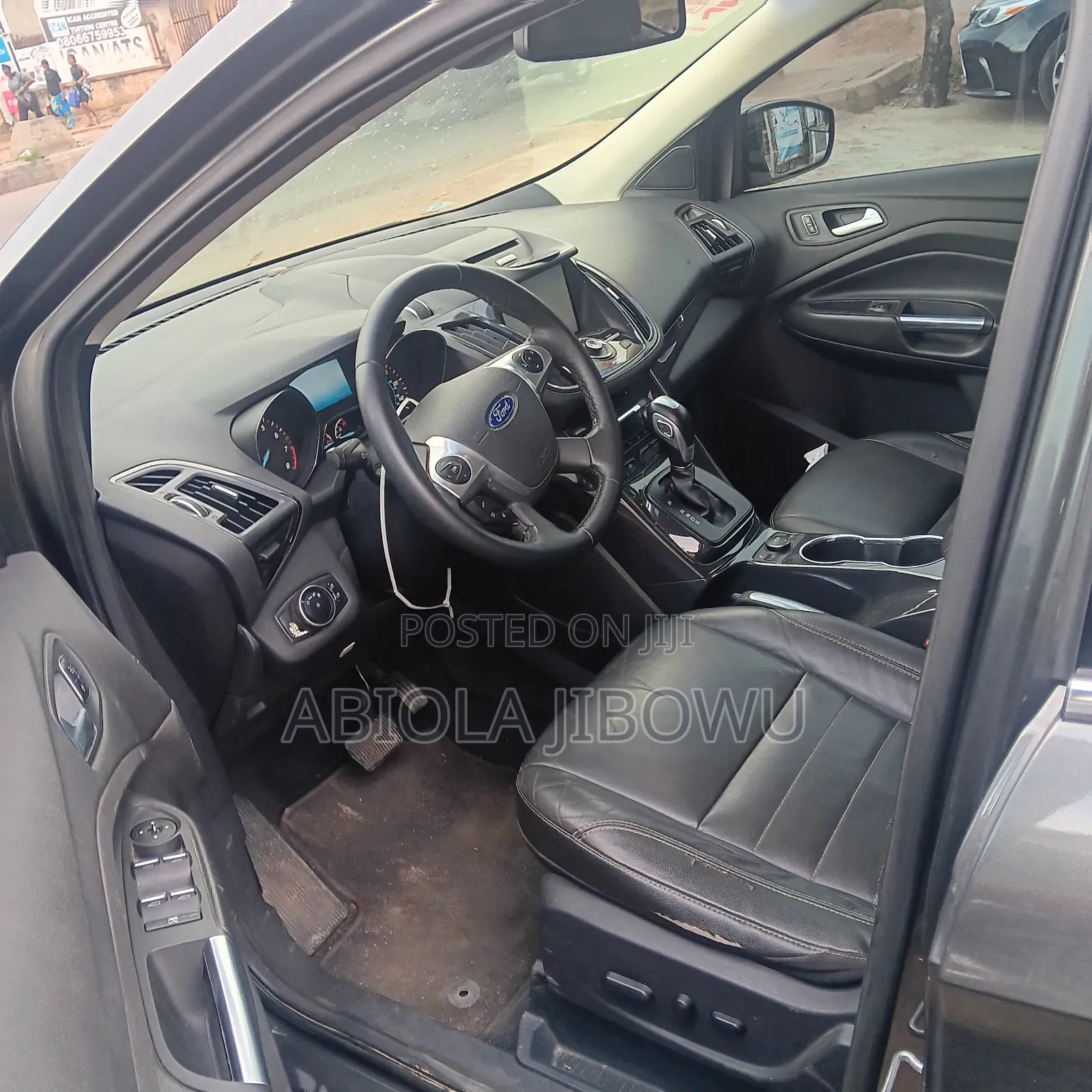 Ford Escape Titanium 4dr SUV AWD (1.6L 4cyl Turbo 6A) 2015 Gray