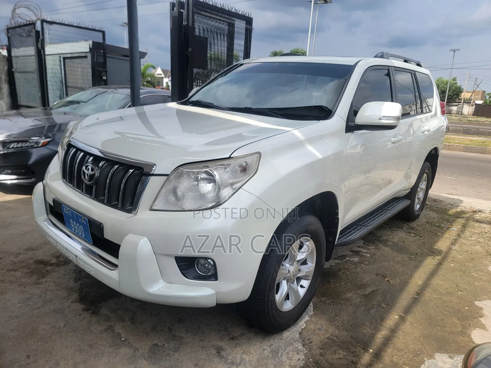 Toyota Land Cruiser Prado 4.0 Petrol TX-L 2010 White
