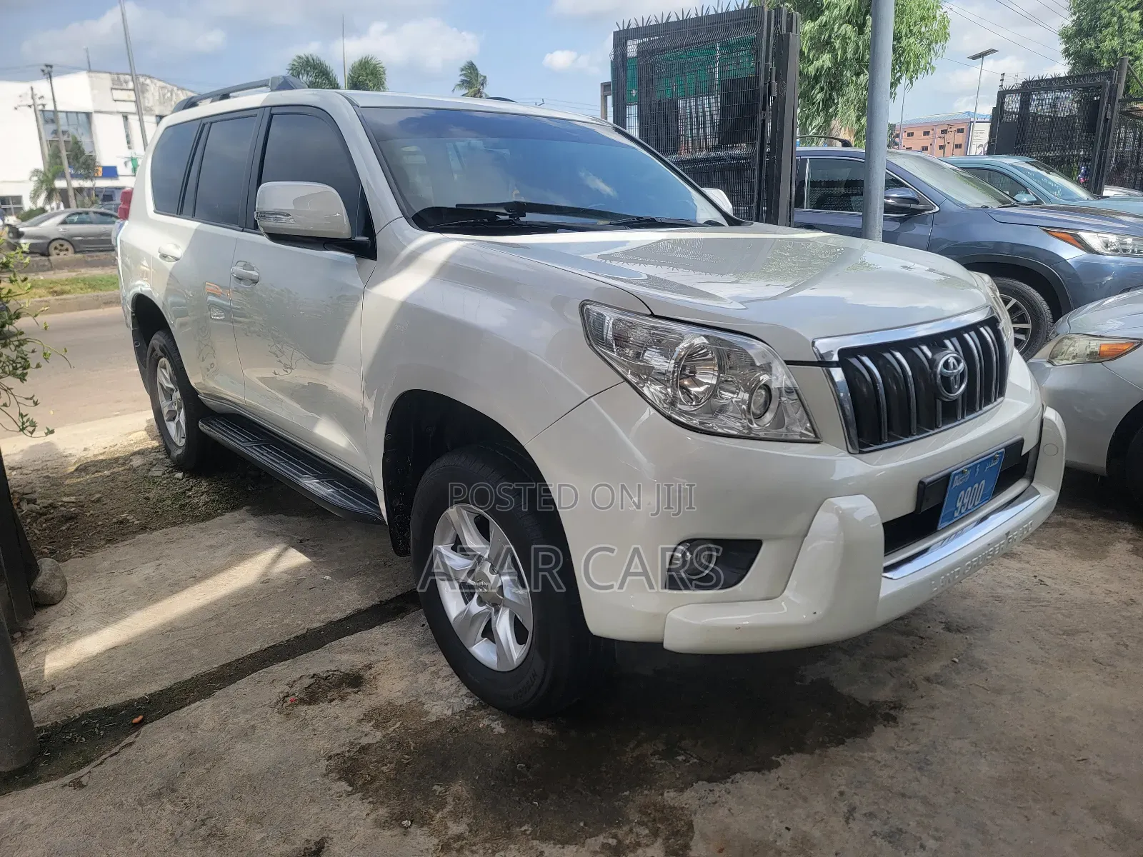 Toyota Land Cruiser Prado 4.0 Petrol TX-L 2010 White