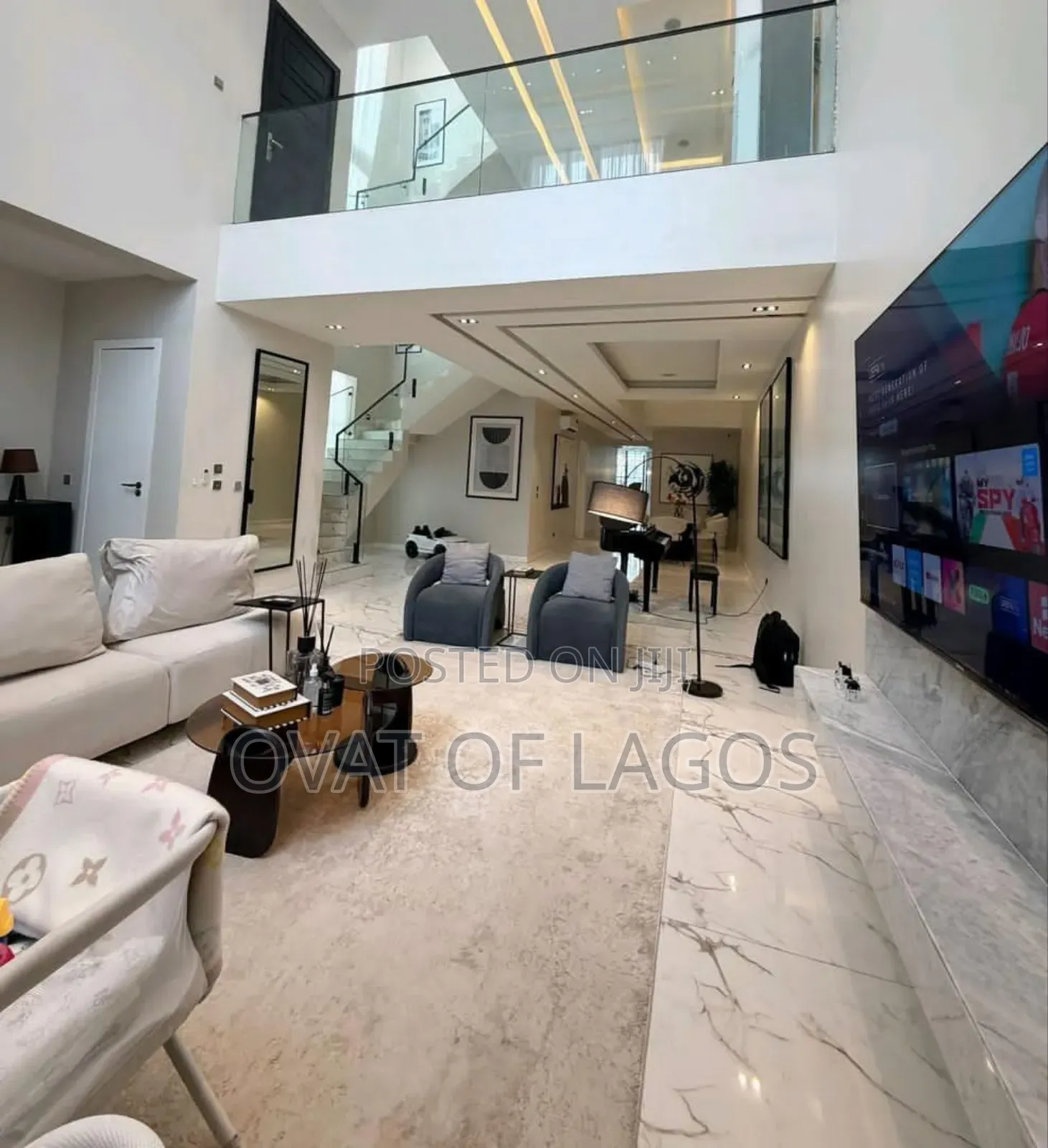 5bdrm Duplex in Megamound Estate for sale