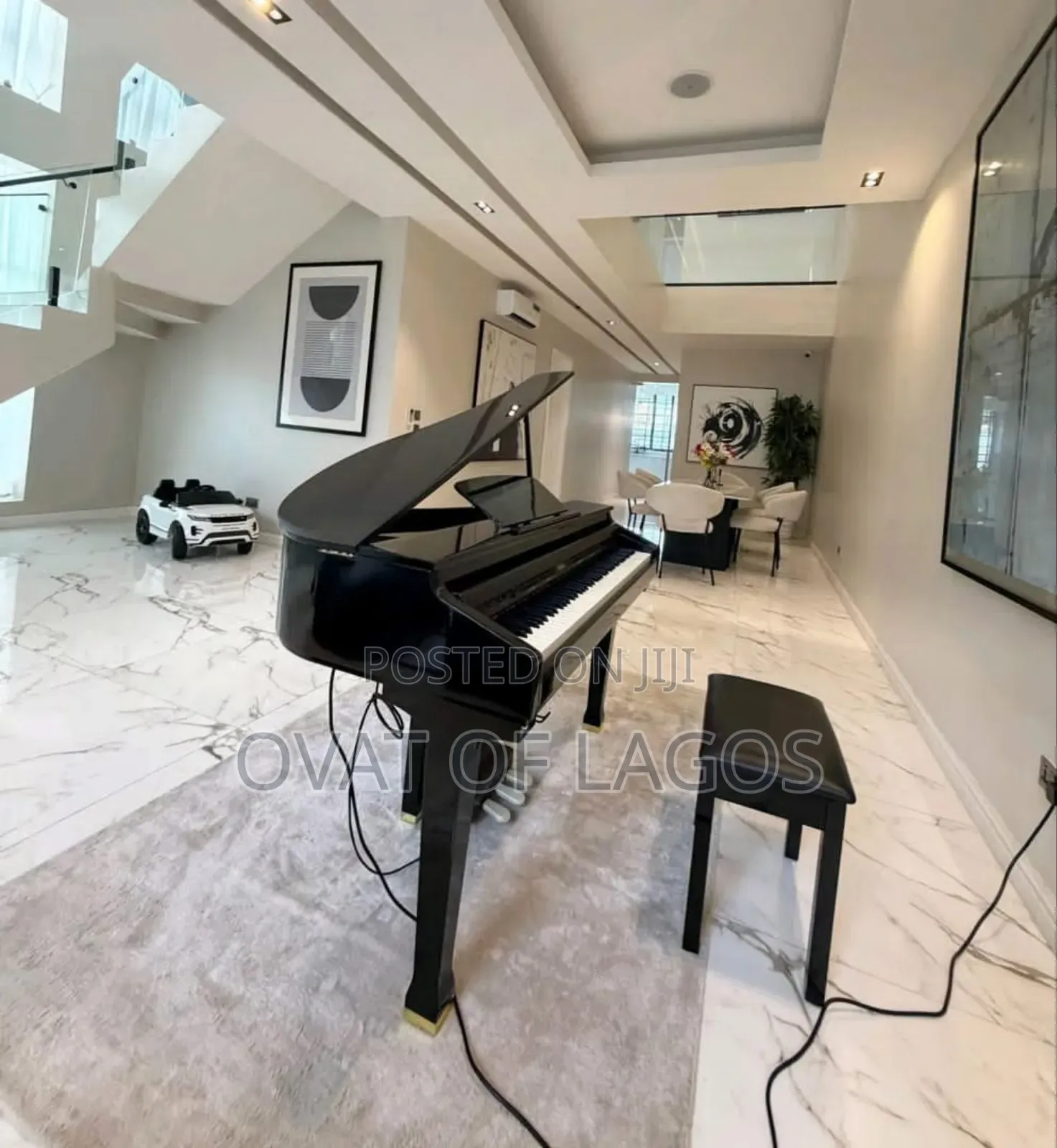 5bdrm Duplex in Megamound Estate for sale