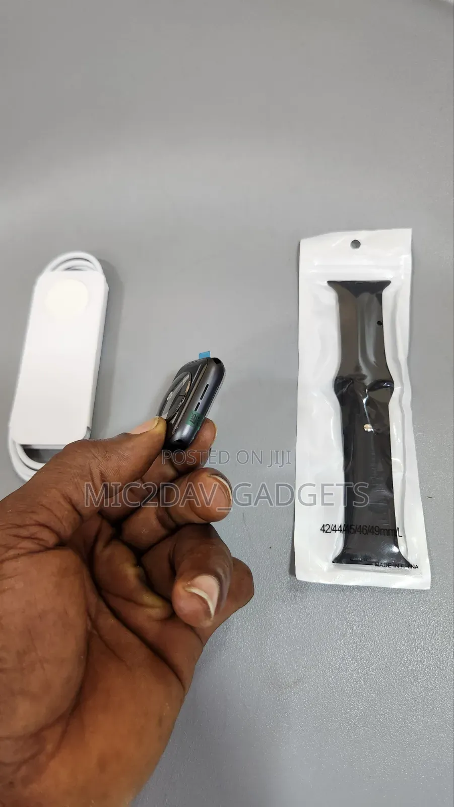 Clean Apple Watch Series 5 45mm