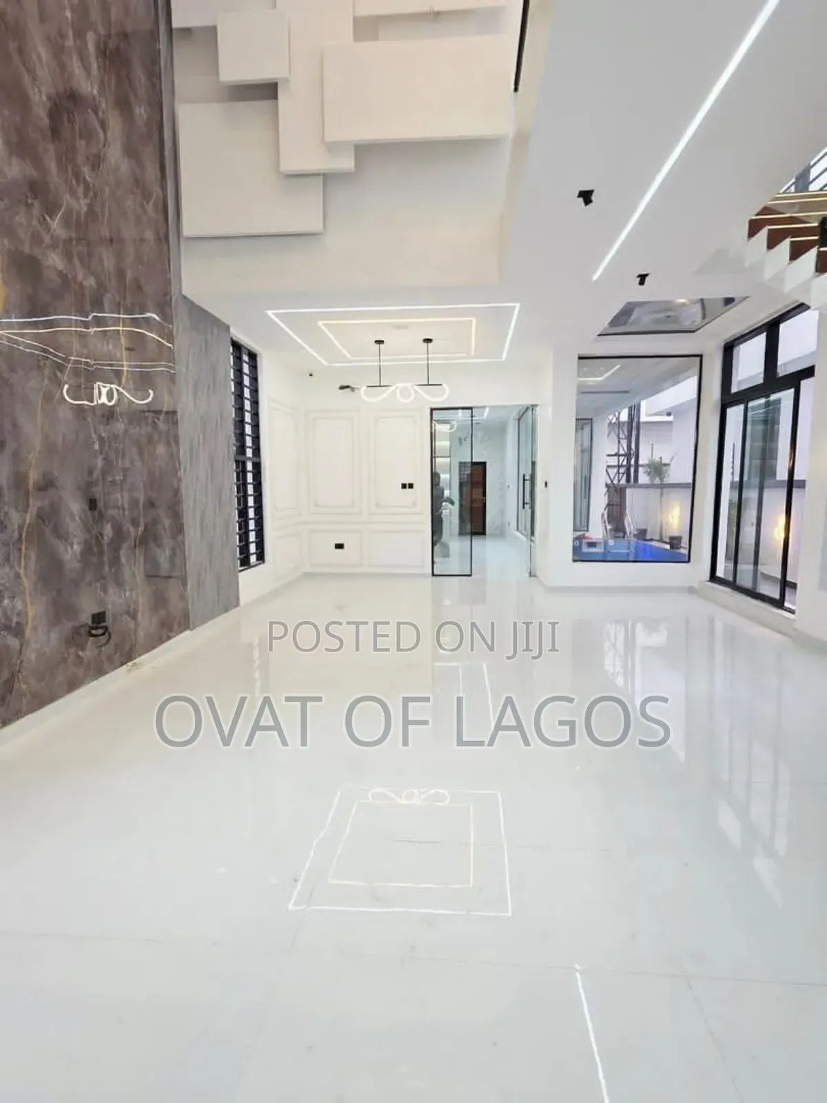 5bdrm Duplex in Chevron Toll Gate for sale
