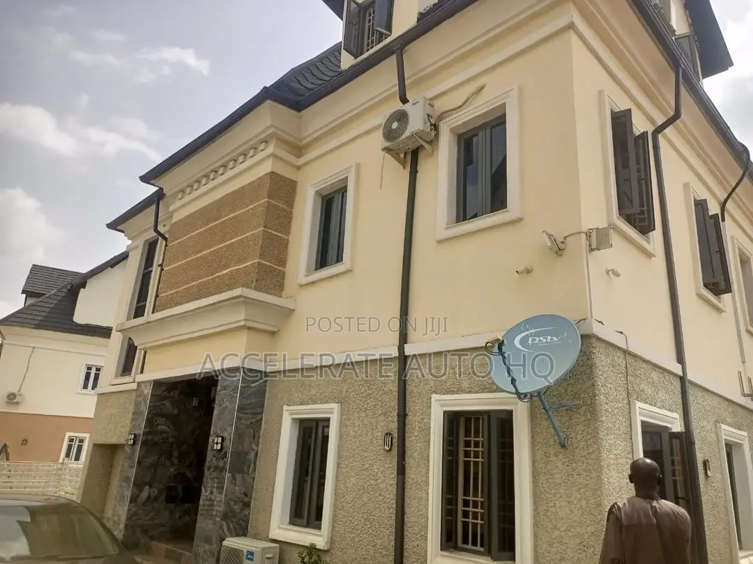 5bdrm Duplex in Life Camp for sale