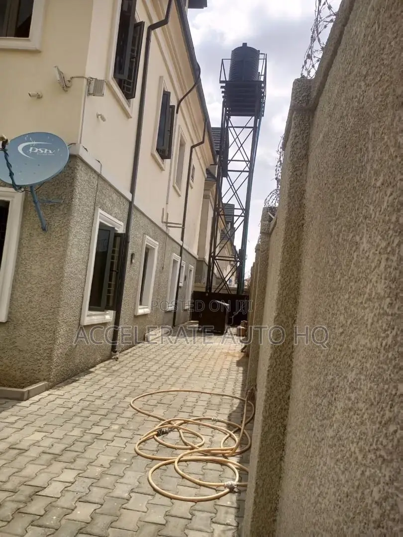 5bdrm Duplex in Life Camp for sale