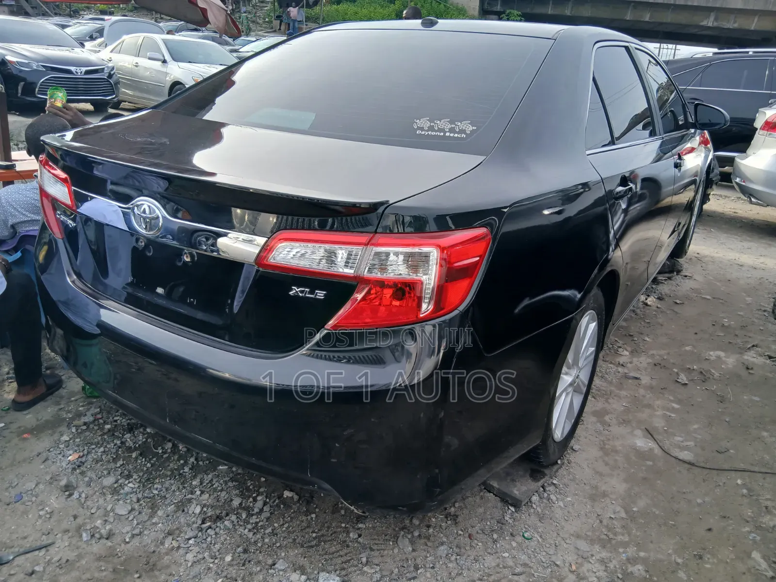 Toyota Camry XLE V6 4dr Sedan (3.5L 6cyl 6A) 2013 Black
