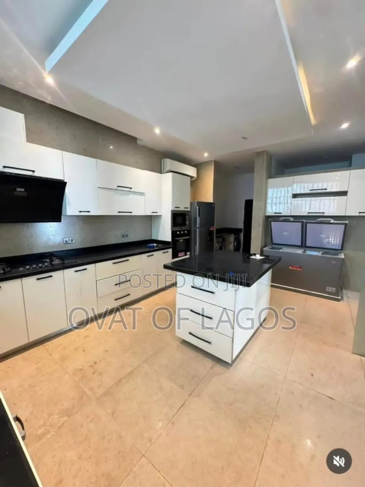 5bdrm Duplex in Ikoyi for sale
